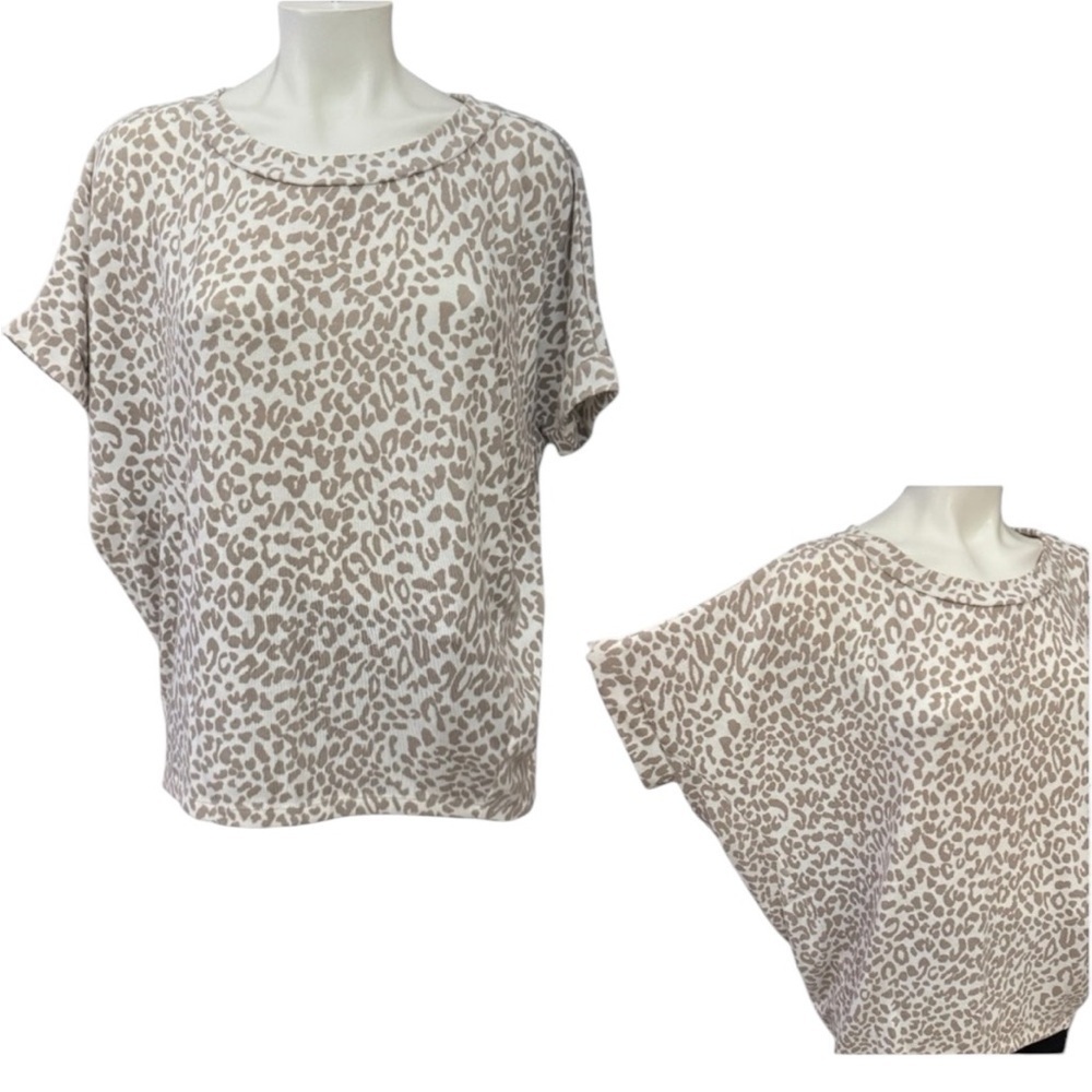 Women’s STACCATO Animal Print Boatneck Size  Medium Top Short Sleeve Bei…